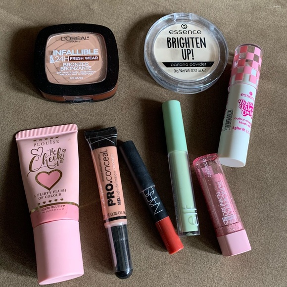 Bundle 8 Pieces Makeup - Picture 1 of 16